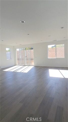 2587 Moonshimmer Street, Hemet, CA 92543