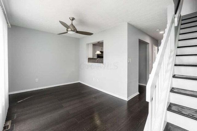 5417 E Valley Lane E, Columbus, OH 43231