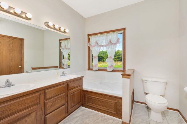 909 N Maize Rd Unit 103, Wichita, KS 67212