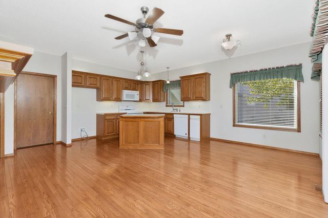 909 N Maize Rd Unit 103, Wichita, KS 67212