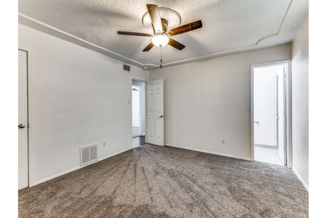 600 Ann Lois Lane, Burleson, TX 76028