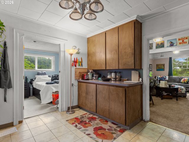 32510 E BELL Rd, Corbett, OR 97019