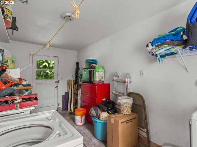 32510 E BELL Rd, Corbett, OR 97019
