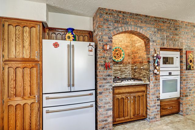 1541 Catron Avenue SE, Albuquerque, NM 87123