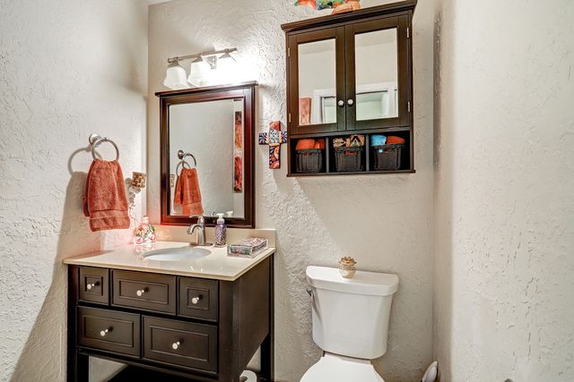 1541 Catron Avenue SE, Albuquerque, NM 87123