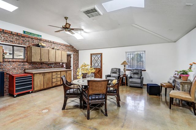 1541 Catron Avenue SE, Albuquerque, NM 87123