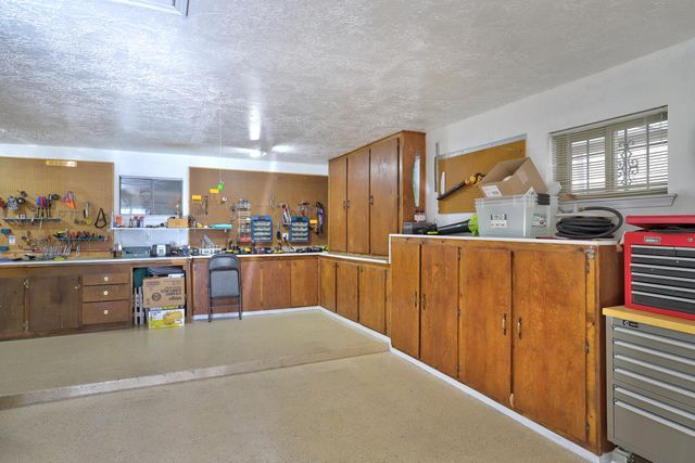 1541 Catron Avenue SE, Albuquerque, NM 87123