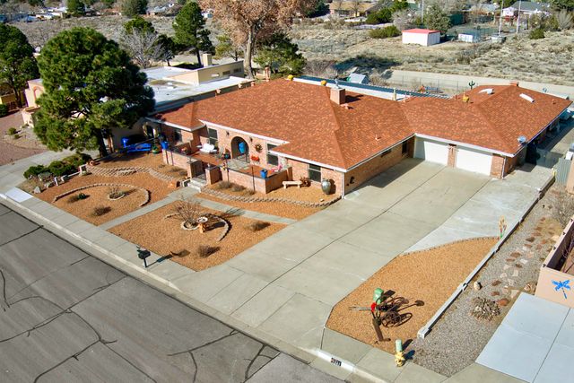 1541 Catron Avenue SE, Albuquerque, NM 87123