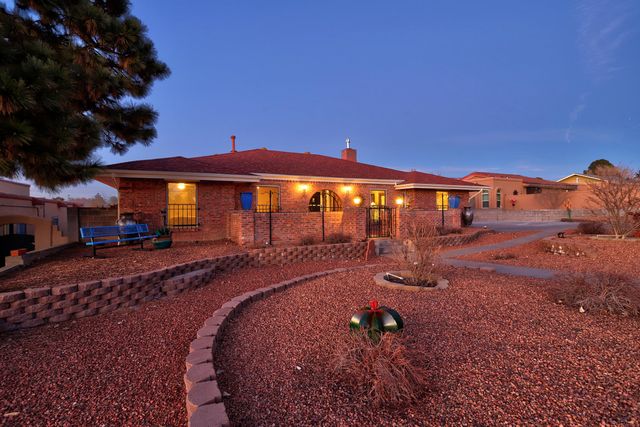 1541 Catron Avenue SE, Albuquerque, NM 87123