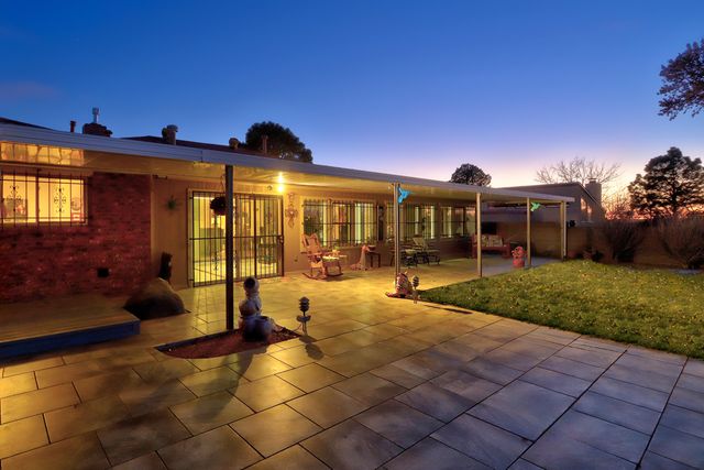 1541 Catron Avenue SE, Albuquerque, NM 87123