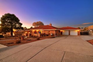 1541 Catron Avenue SE, Albuquerque, NM 87123