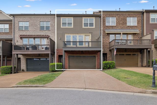 1102 Smokewood Way, Nashville, TN 37221