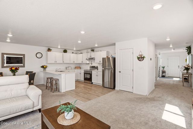 1553 N Luna ST, Post Falls, ID 83854