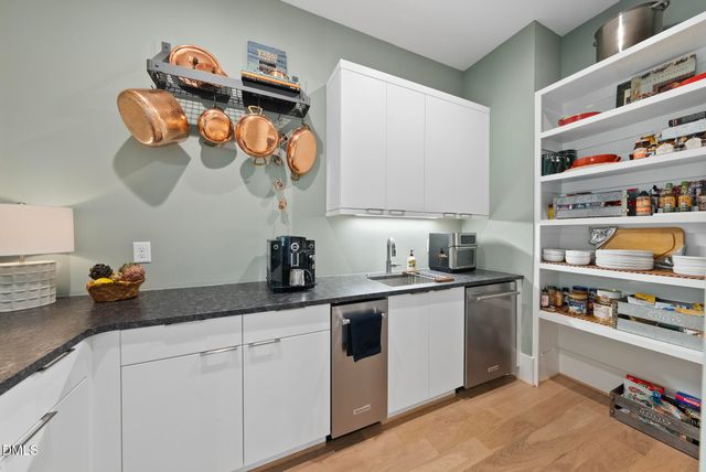 1329 Montvale Ridge Drive, Cary, NC 27519