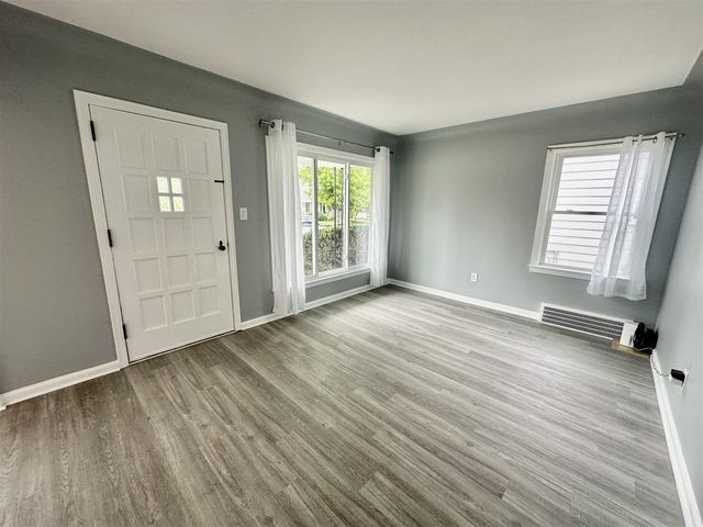 2360 Harvard Road, Berkley, MI 48072