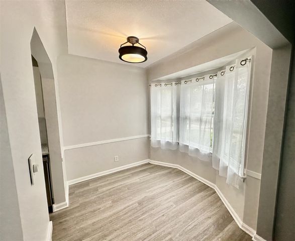 2360 Harvard Road, Berkley, MI 48072