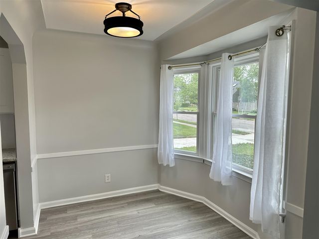 2360 Harvard Road, Berkley, MI 48072
