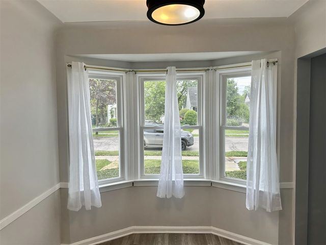 2360 Harvard Road, Berkley, MI 48072