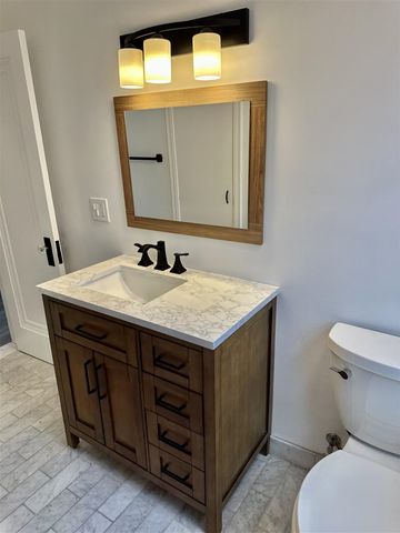 2360 Harvard Road, Berkley, MI 48072