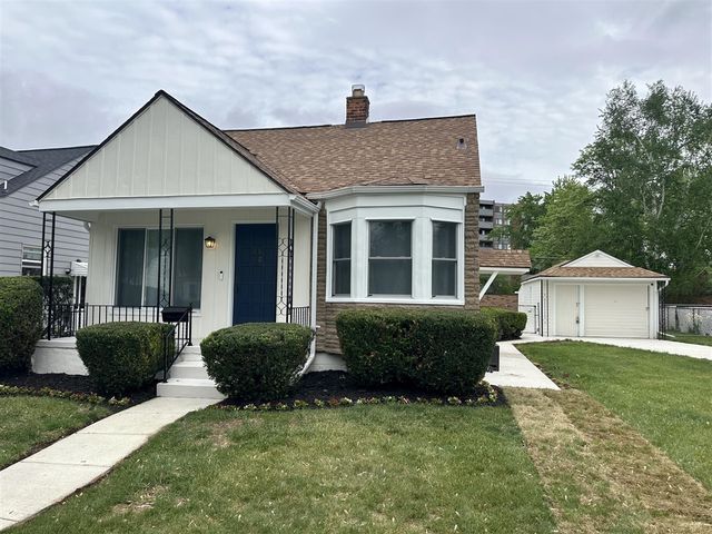 2360 Harvard Road, Berkley, MI 48072