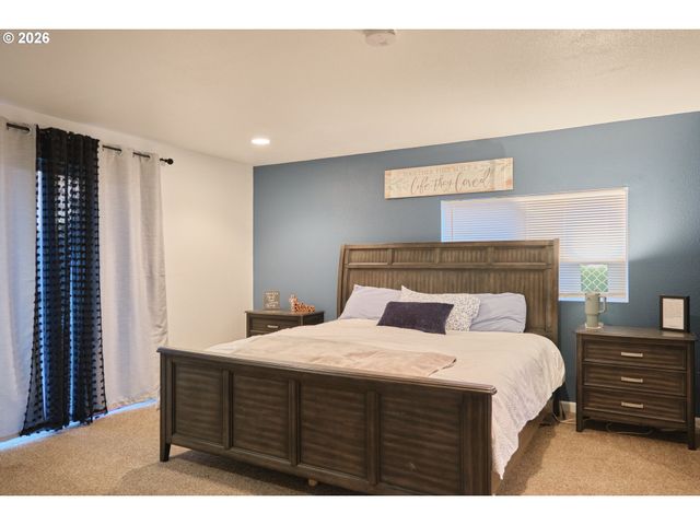 1202 LEO St, Keizer, OR 97303