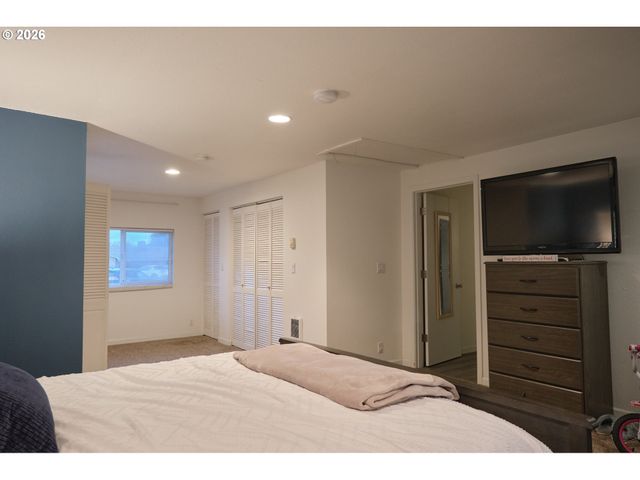 1202 LEO St, Keizer, OR 97303