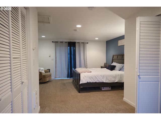 1202 LEO St, Keizer, OR 97303