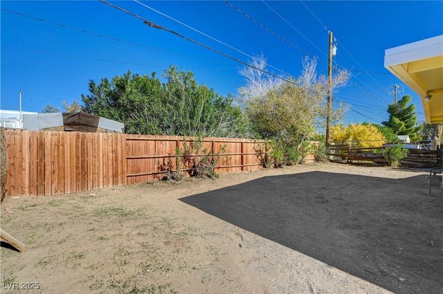 2421 Howard Drive, Las Vegas, NV 89104