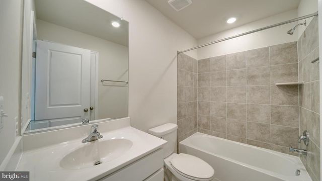 298 WATERCOURSE DR, Ranson, WV 25438