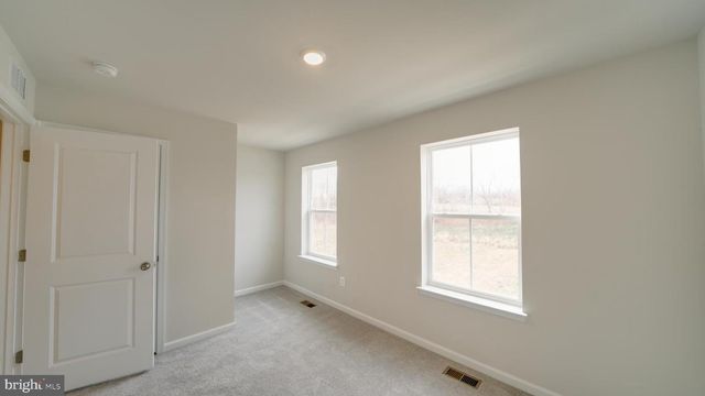 298 WATERCOURSE DR, Ranson, WV 25438