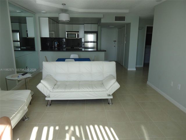 7928 West Dr PH9, North Bay Village, FL 33141