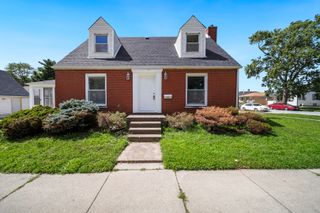 301 Warren Street, Calumet City, IL 60409