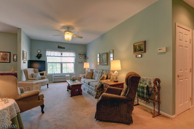 2312 Richmond Rd 312, West Milford Twp., NJ 07480