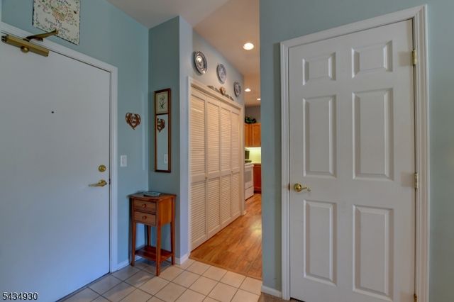 2312 Richmond Rd 312, West Milford Twp., NJ 07480