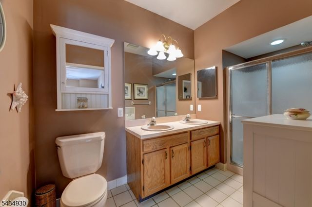 2312 Richmond Rd 312, West Milford Twp., NJ 07480