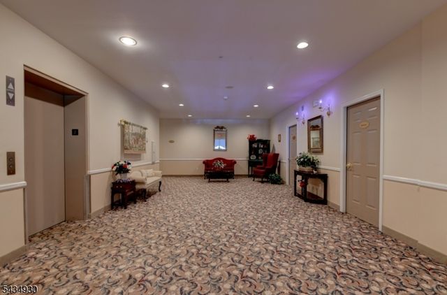 2312 Richmond Rd 312, West Milford Twp., NJ 07480
