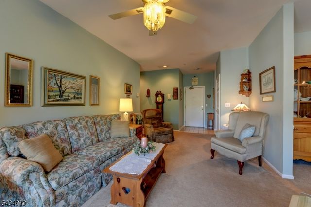 2312 Richmond Rd 312, West Milford Twp., NJ 07480