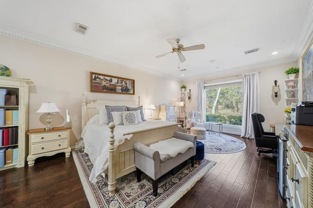 11754 Riverview Drive, Houston, TX 77077