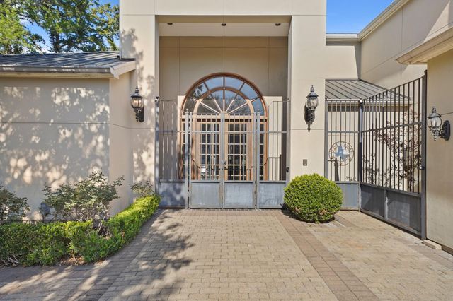 11754 Riverview Drive, Houston, TX 77077