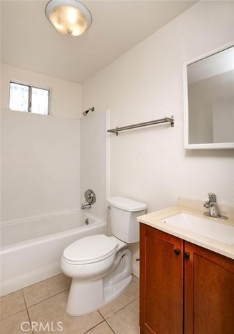 13100 Foothill, Sylmar (los Angeles), CA 91342