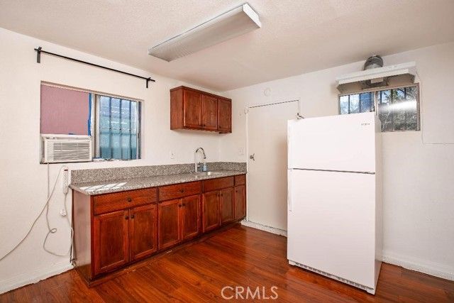 13100 Foothill, Sylmar (los Angeles), CA 91342