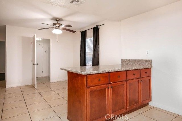 13100 Foothill, Sylmar (los Angeles), CA 91342