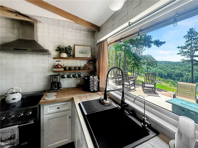 170 Lynn Creek Drive, Fairfield Bay, AR 72088