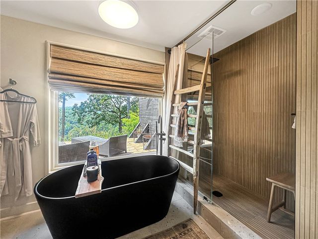 170 Lynn Creek Drive, Fairfield Bay, AR 72088