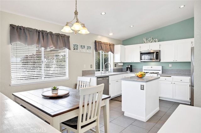 3147 Wimbledon, Hemet, CA 92545