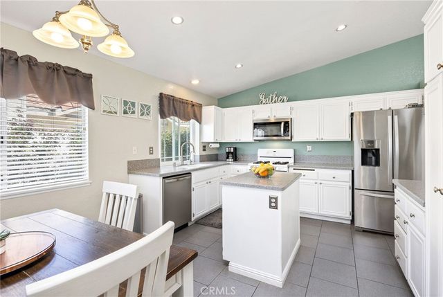 3147 Wimbledon, Hemet, CA 92545