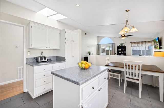 3147 Wimbledon, Hemet, CA 92545