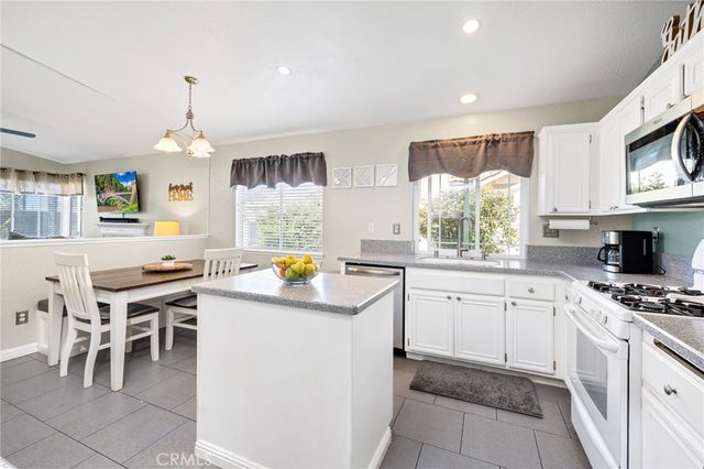 3147 Wimbledon, Hemet, CA 92545