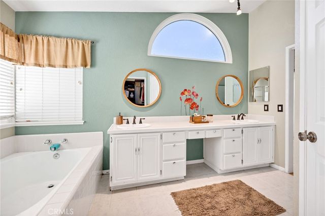 3147 Wimbledon, Hemet, CA 92545