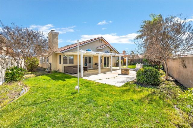 3147 Wimbledon, Hemet, CA 92545